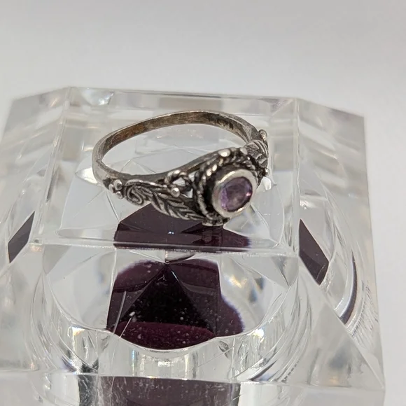 Amethyst Women's Ring - Picture 3 of 5